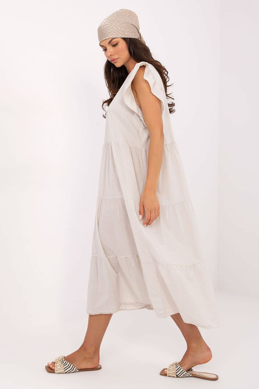  Sukienka Model TW-SK-BI-6-2172.96 Light Beige - Och Bella 