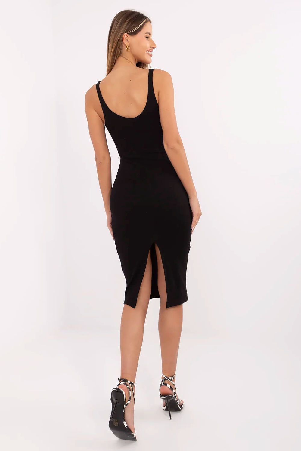  Sukienka Model RV-SK-7531.54 Black - Rue Paris 