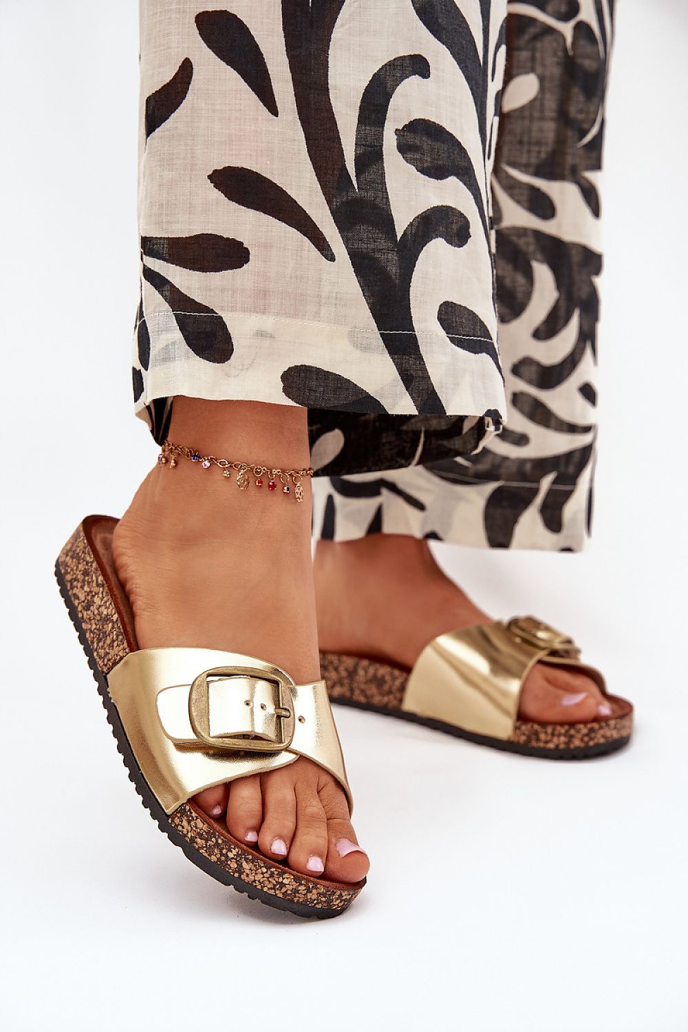  Sandał Klapki Model Vianara WD300 Gold - Step in style 
